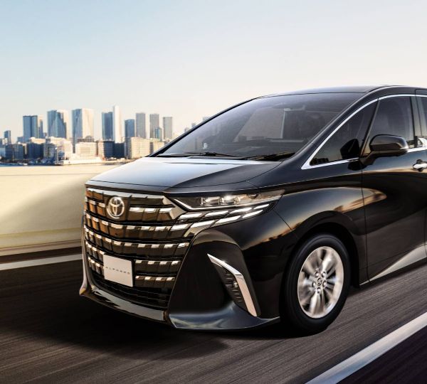 Toyota-Alphard